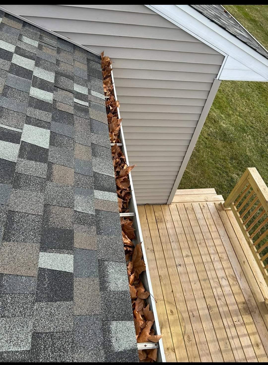 Gutter Cleaning & Yard Care